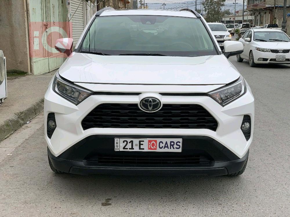 تويوتا راف 4